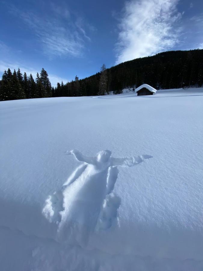Hotel Schoene Aussicht Kartitsch Bagian luar foto