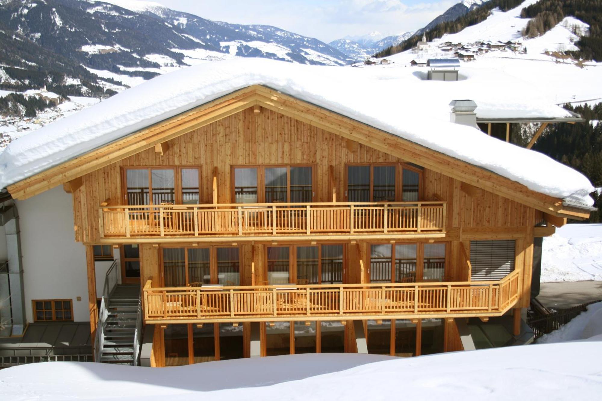 Hotel Schoene Aussicht Kartitsch Bagian luar foto