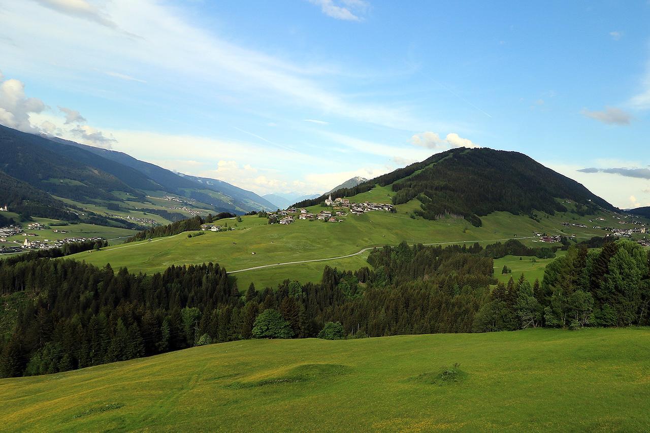 Hotel Schoene Aussicht Kartitsch Bagian luar foto